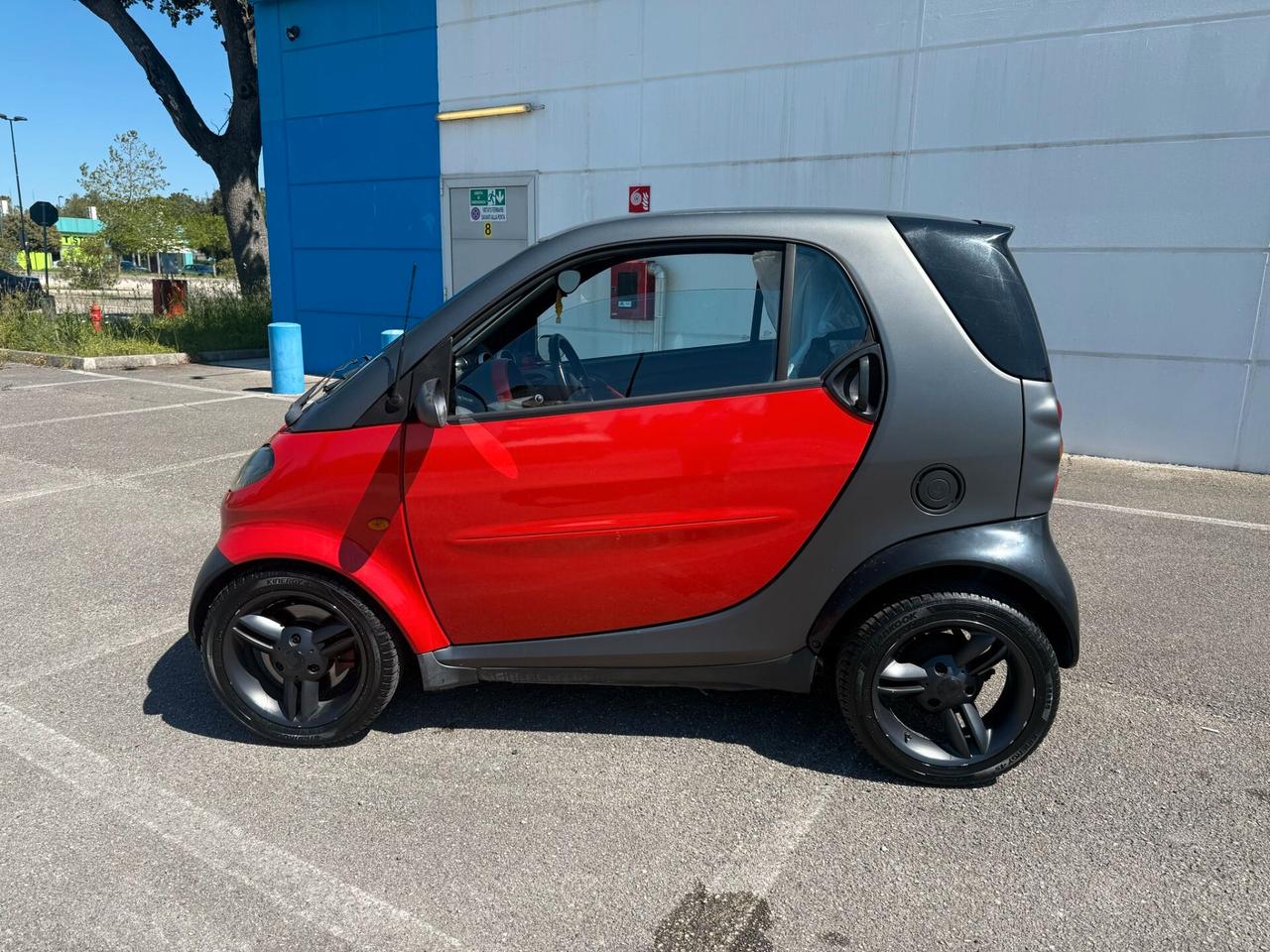 SMART FORTWO 0.6 BENZINA 2002 12 MESI DI GARANZIA