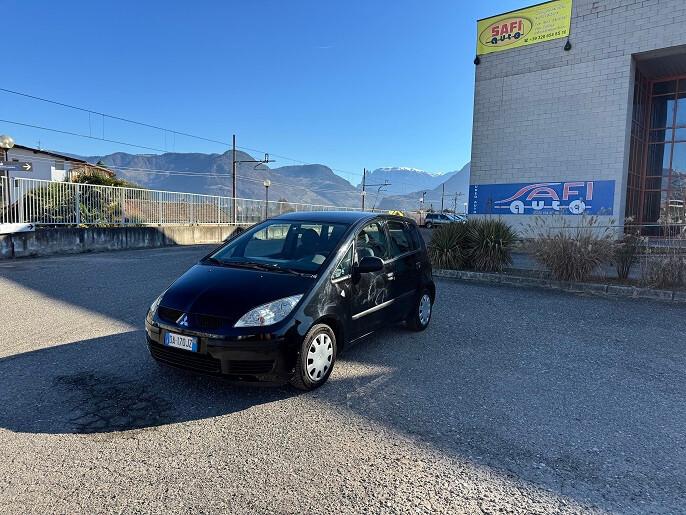 Mitsubishi Colt 1.1 12V 5p. Invite