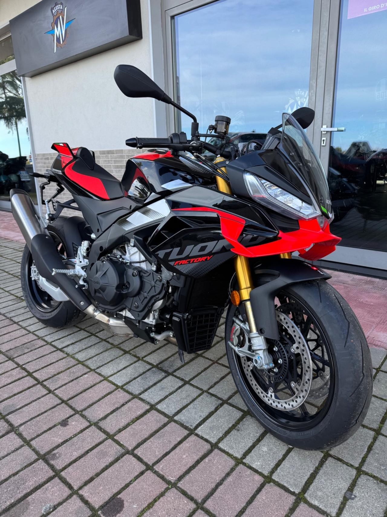 Aprilia Tuono V4 1100 Factory