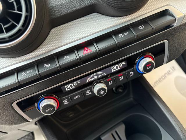 AUDI Q2 30 TDI S tronic S line Edition Identity Black