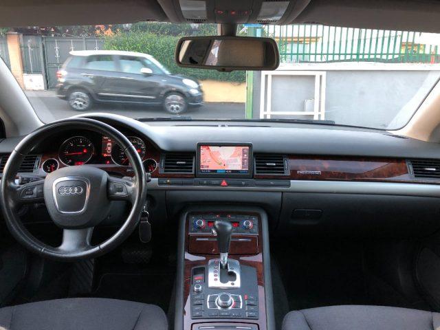 AUDI A8 3.0 V6 TDI quattro tiptronic