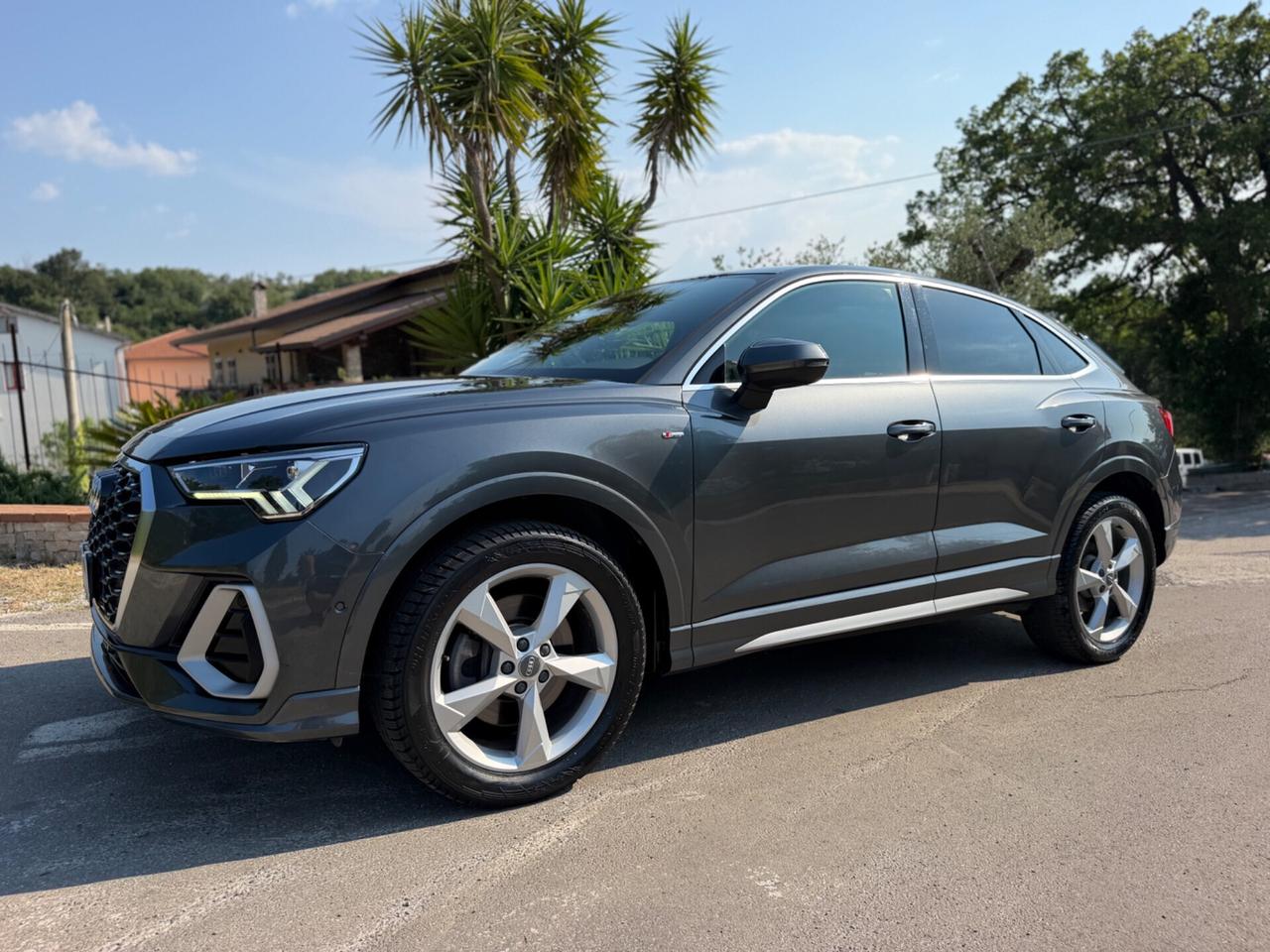 Audi Q3 35 TDI quattro S tronic line edition
