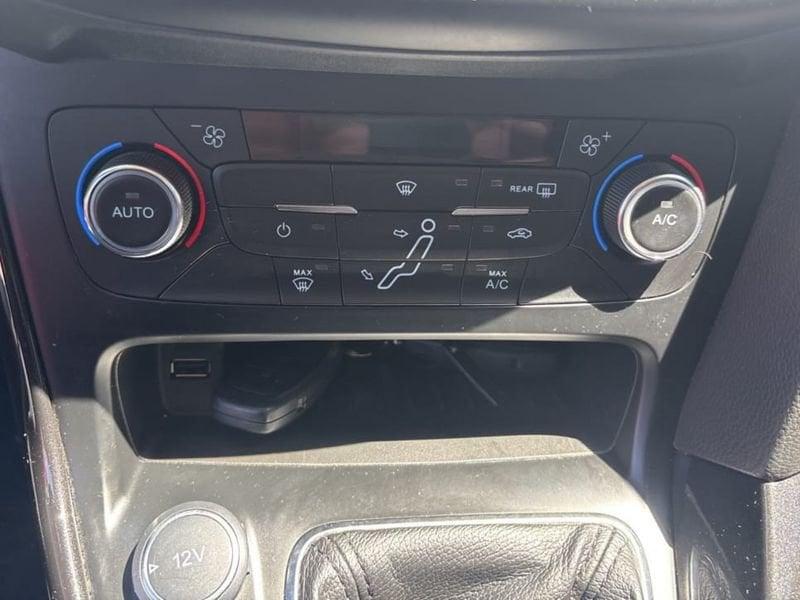 Ford Focus 5P 1.5 TDCI TITANIUM S&S 120CV MY17
