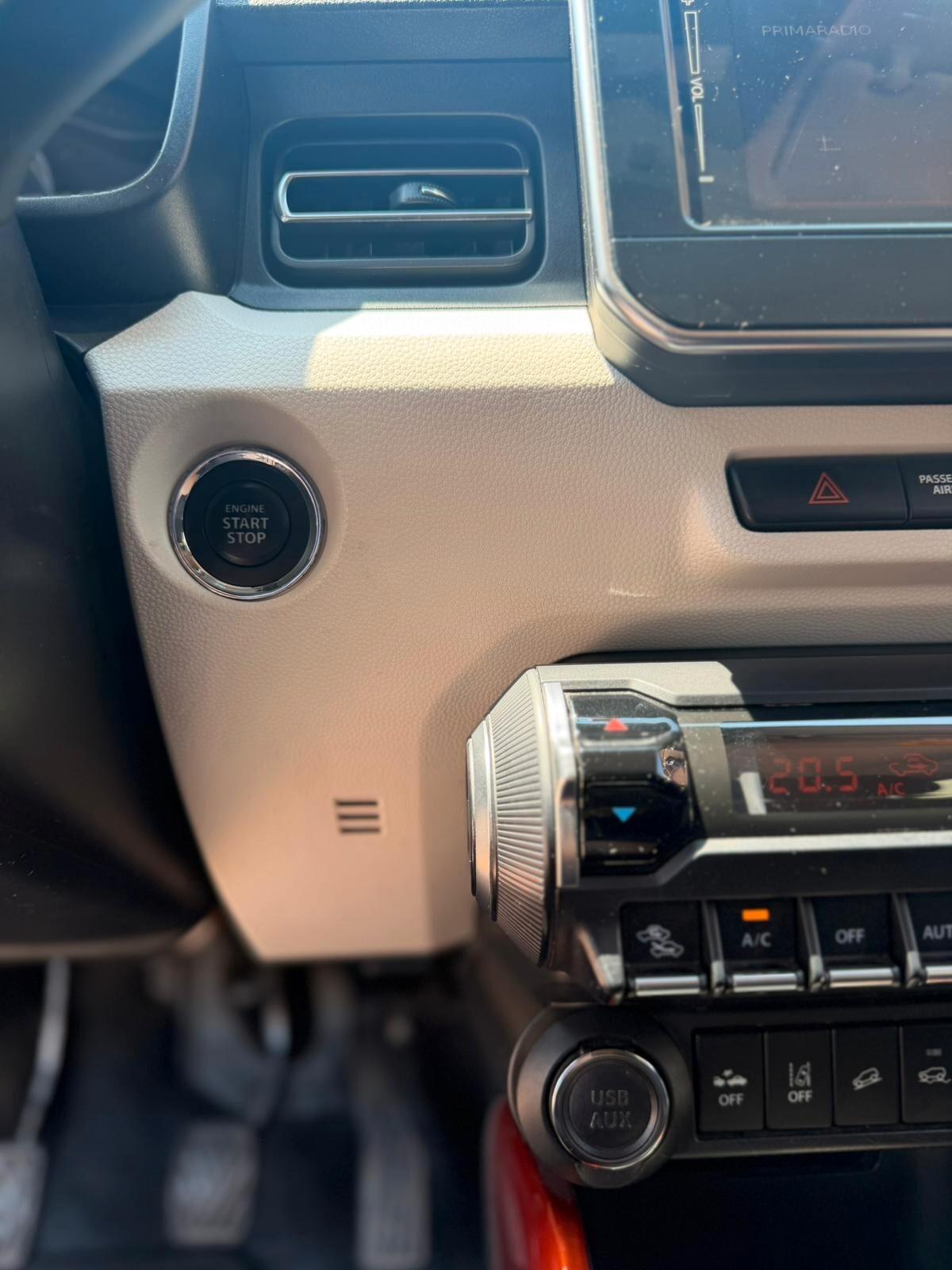 Suzuki Ignis 1.2 Hybrid Top