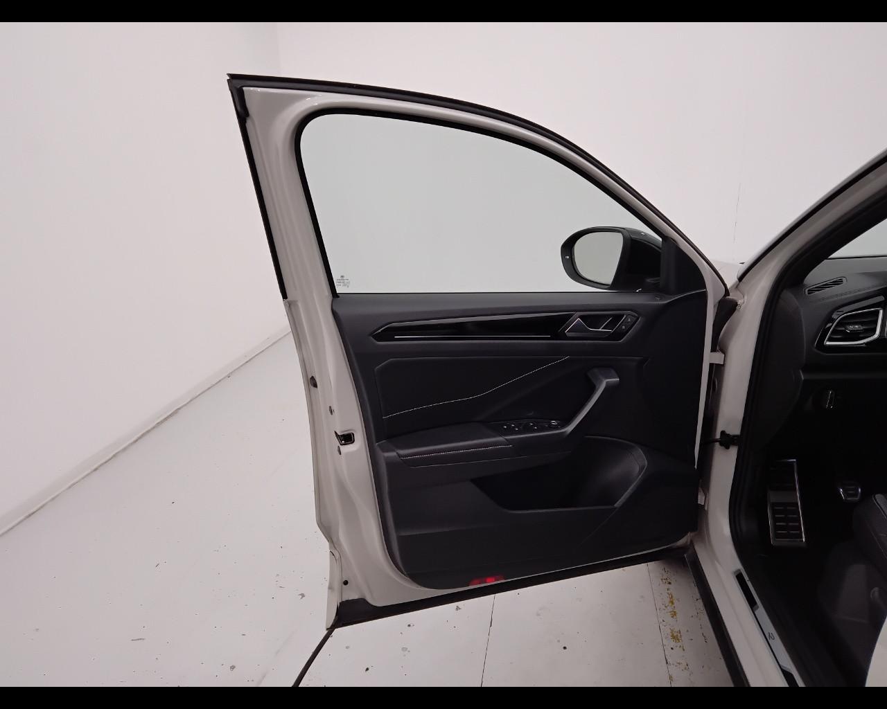 VOLKSWAGEN T-Roc I 2022 - T-Roc 1.0 tsi R-Line 110cv