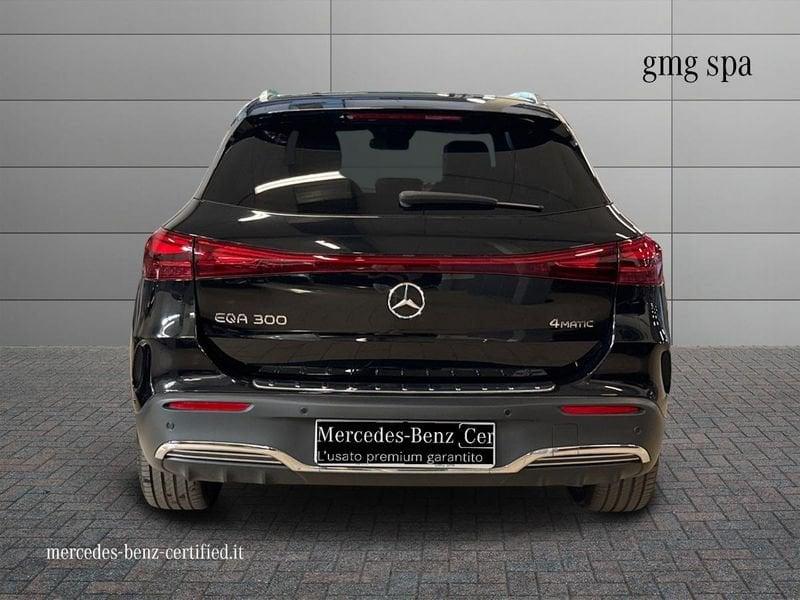 Mercedes-Benz EQA 300 AMG Line Advanced 4matic KM0