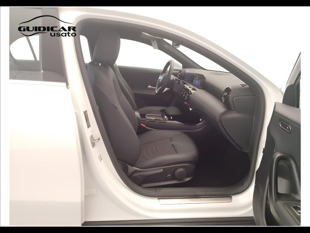 Mercedes-Benz Classe A - W177 2023 - A 180 d Advanced auto