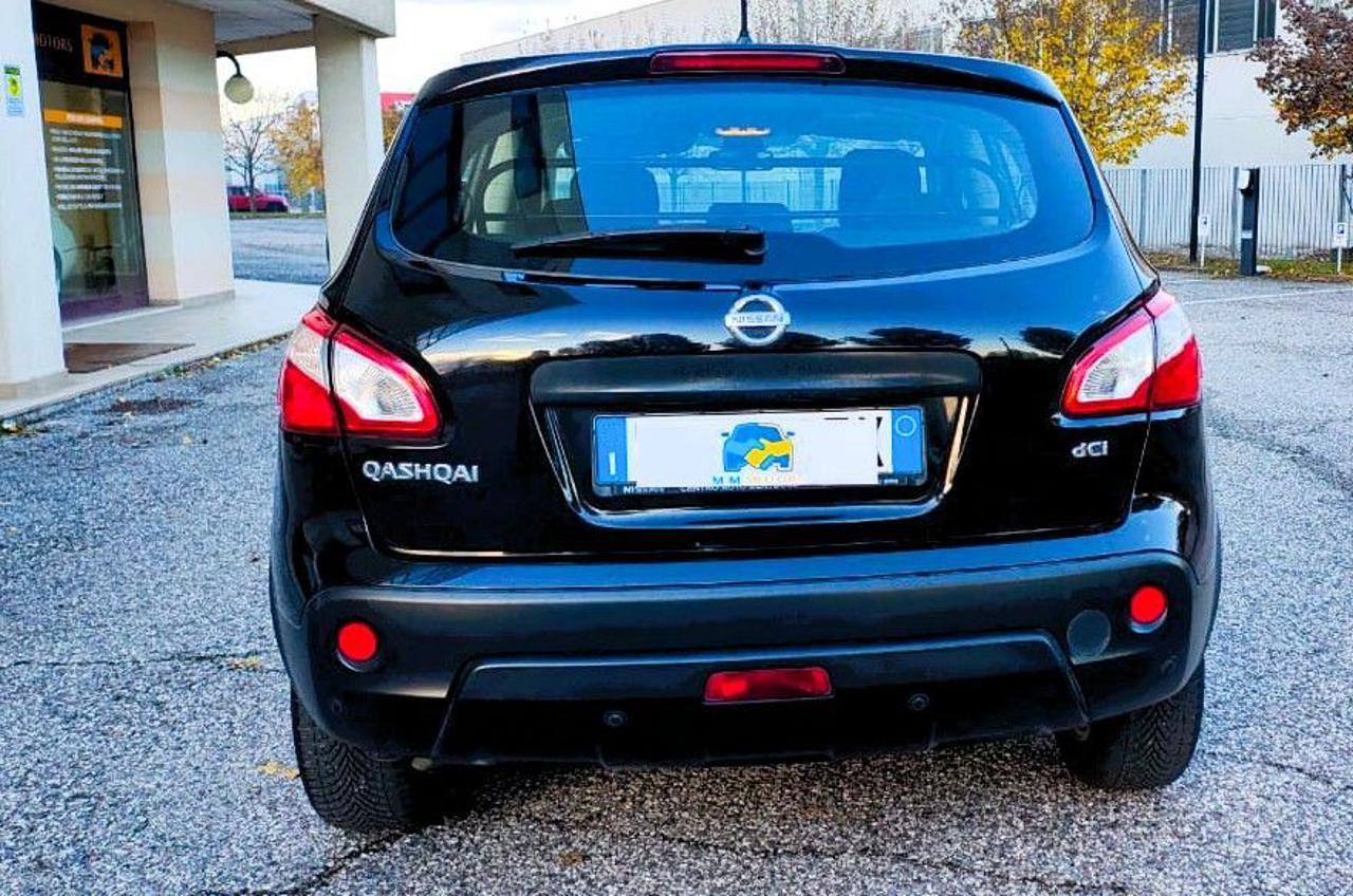 NISSAN Qashqai 2.0 dCi DPF n-tec