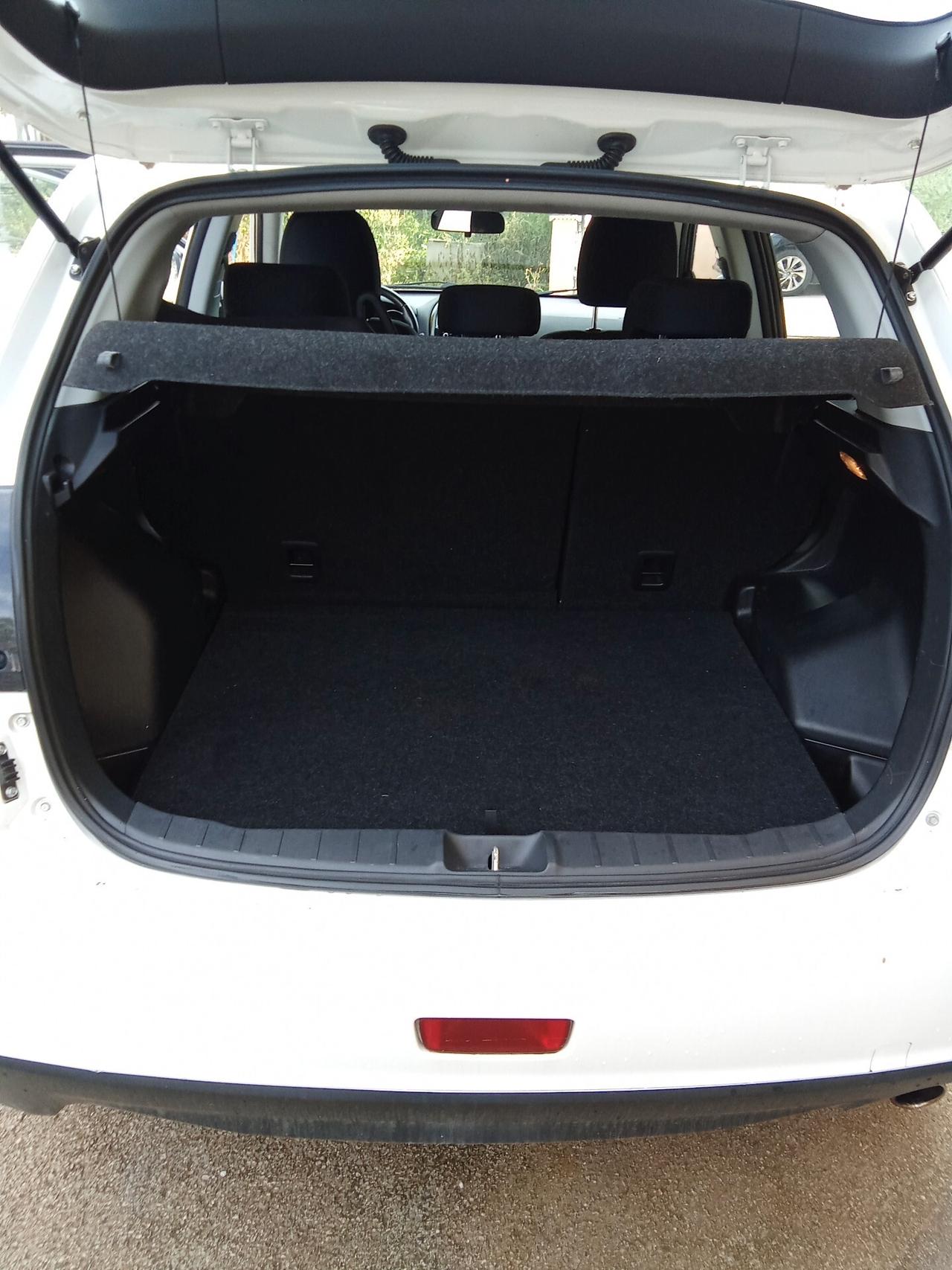 Mitsubishi ASX 1.6 DI-D 114 CV Intense 017