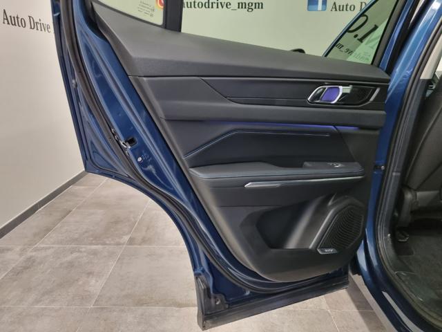 LYNK & CO 01 PHEV