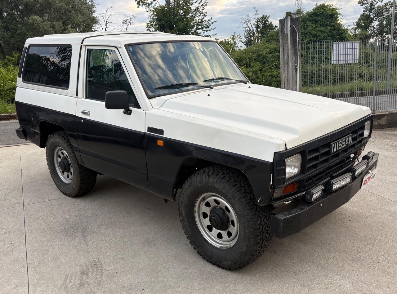 Nissan Safari Patrol TRL 3.3 diesel Hard-Top autocarro