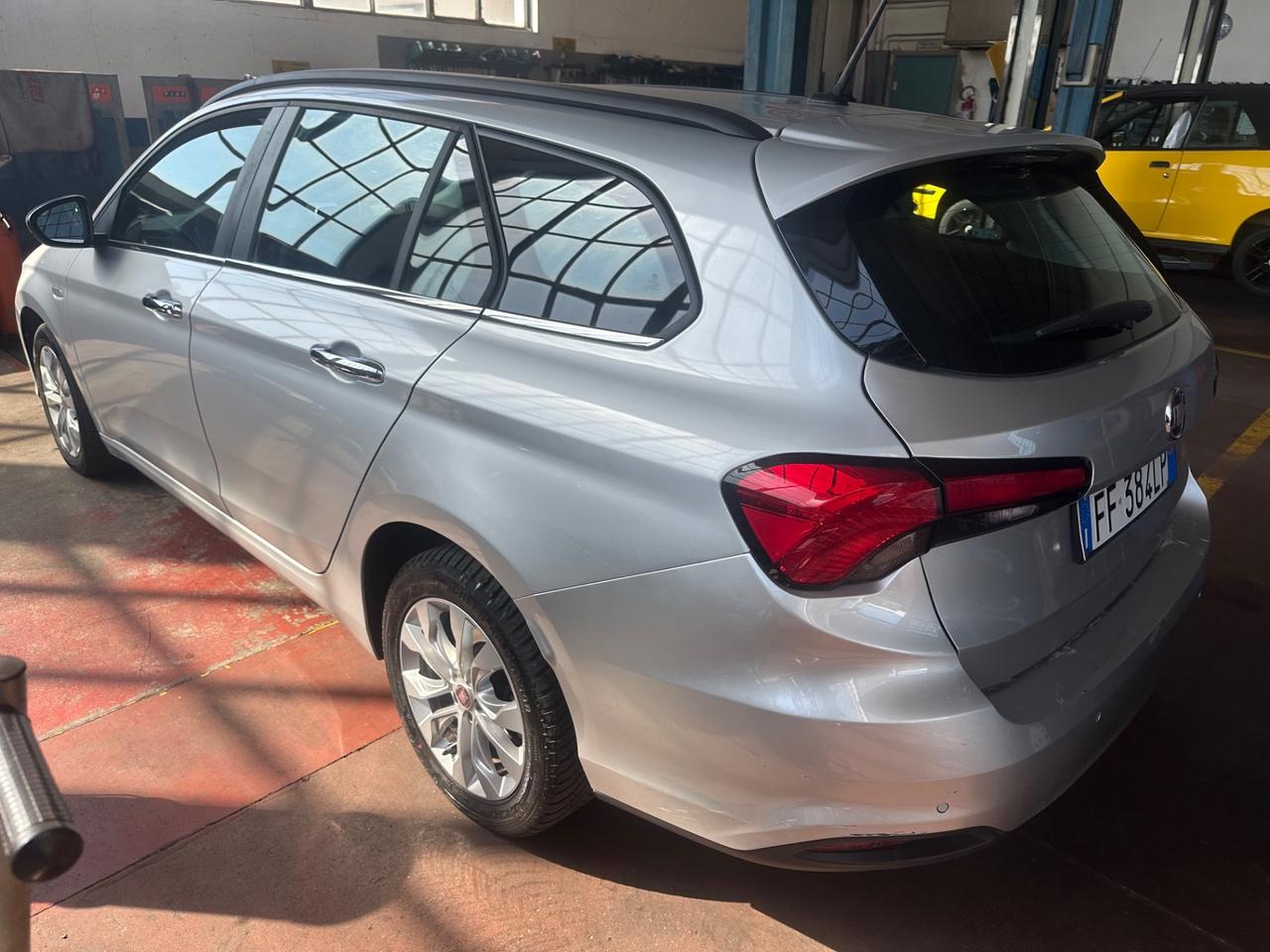 Fiat Tipo 1.6 Mjt S&S SW Lounge