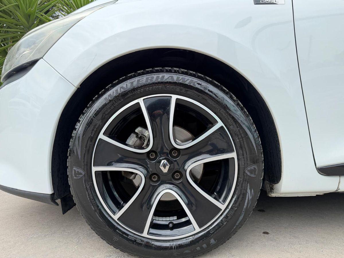 RENAULT - Clio - 1.5 dCi 8V 90 CV EDC S&S 5p. Duel2