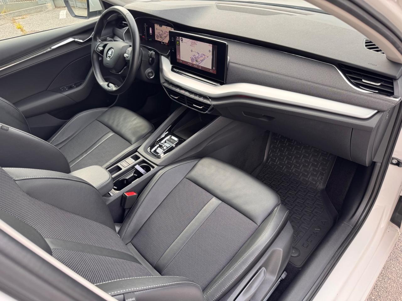 Skoda Octavia 1.5 G-TEC DSG Wagon Style