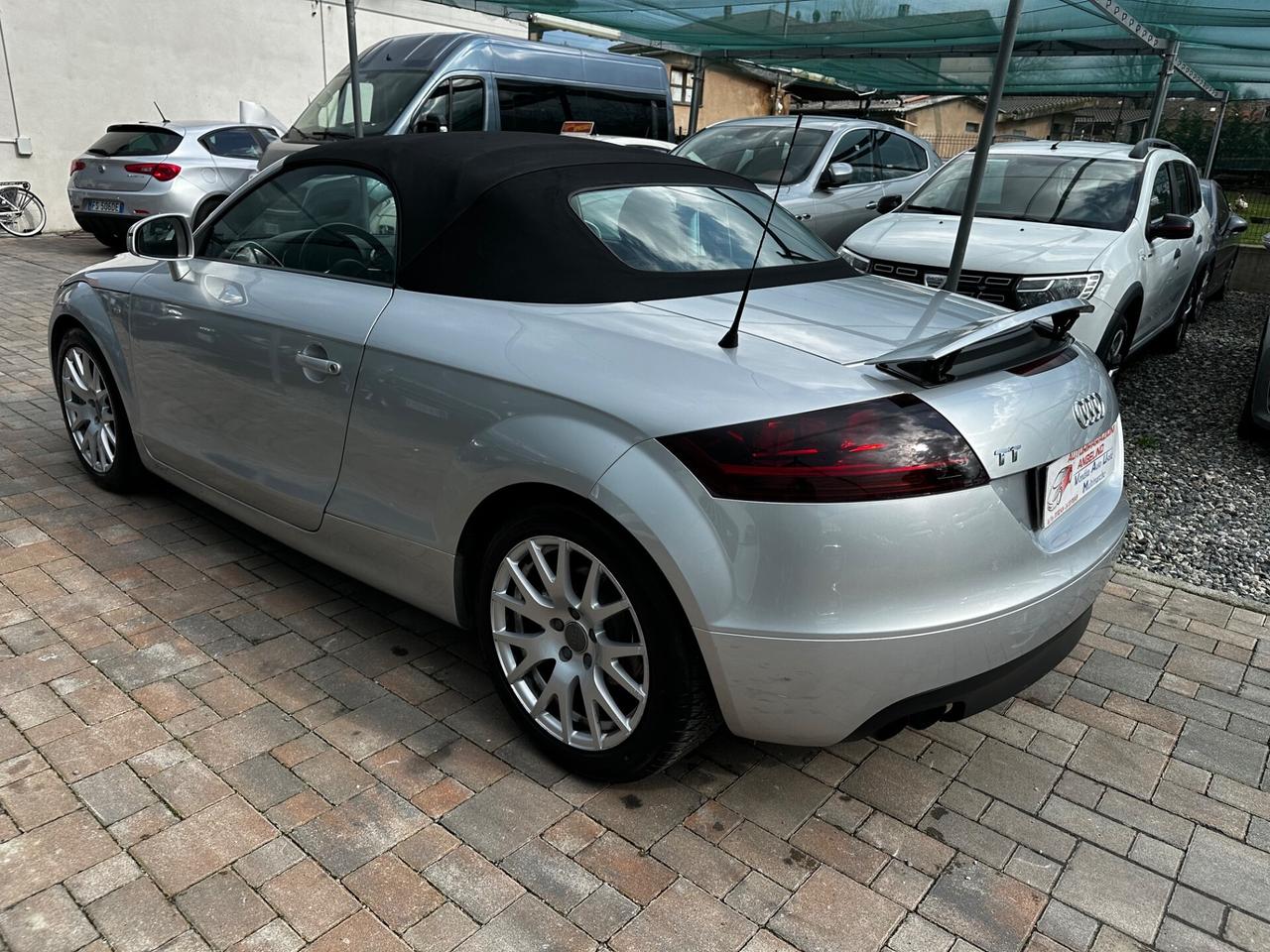 Audi TT Roadster 2.0 TFSI cabrio