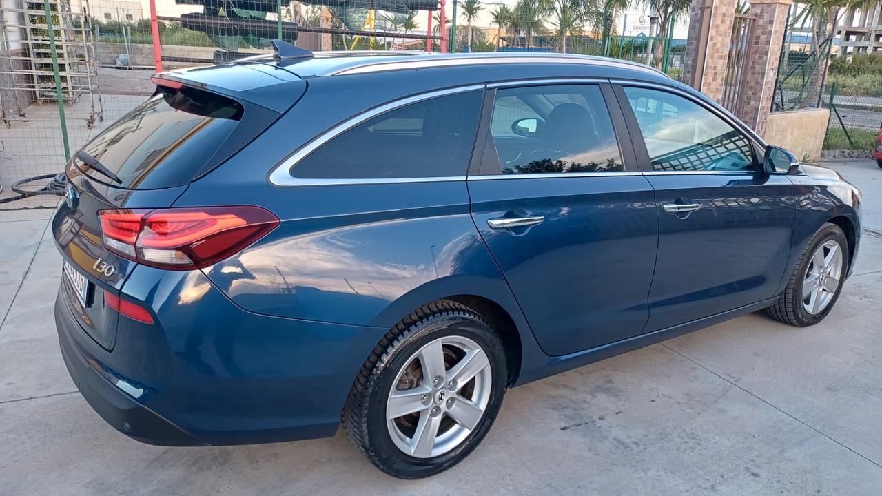 Hyundai i30 Wagon 1.6 CRDi 136CV DCT Comfort