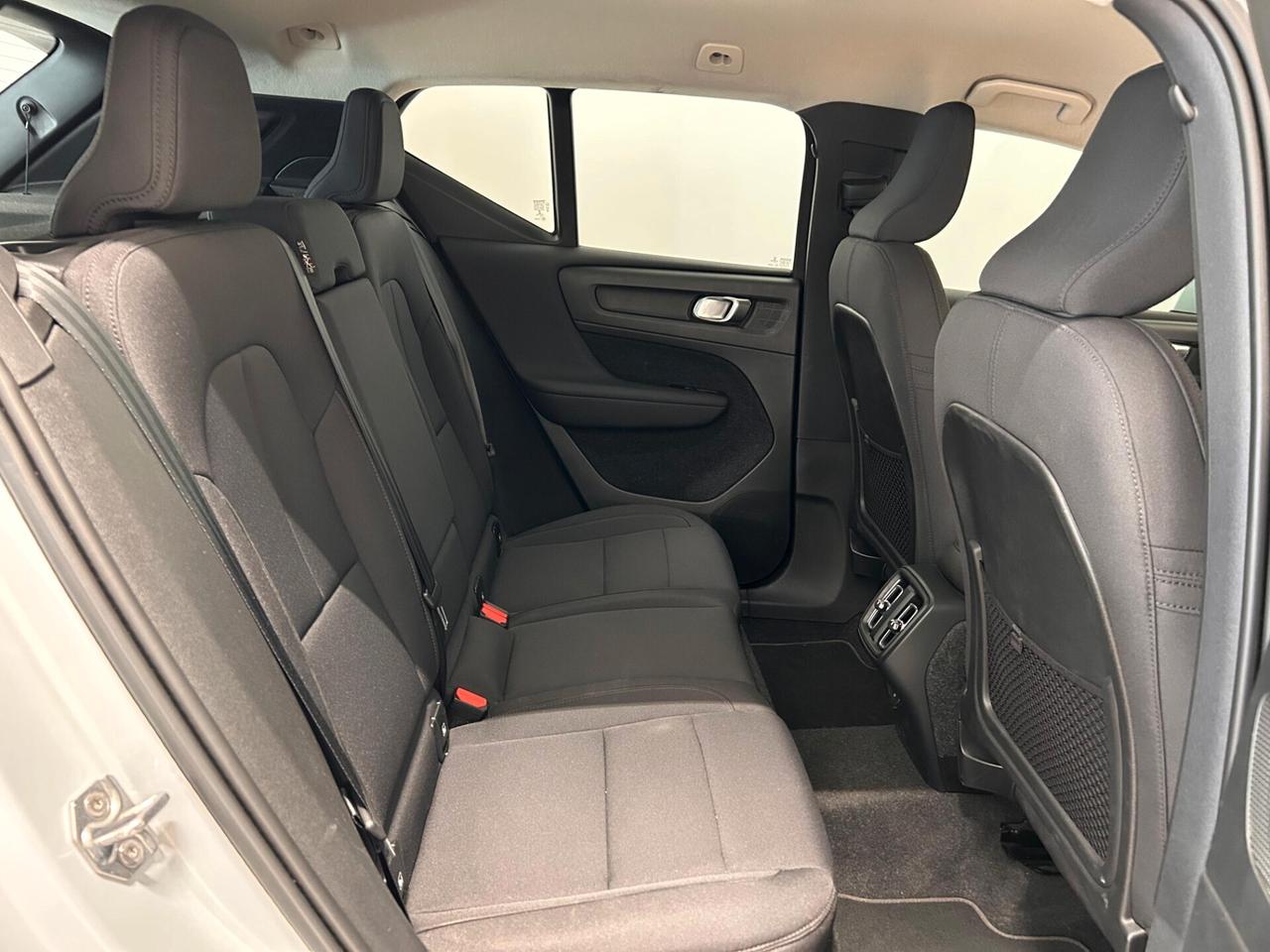 Volvo XC40 T2 Momentum Pro