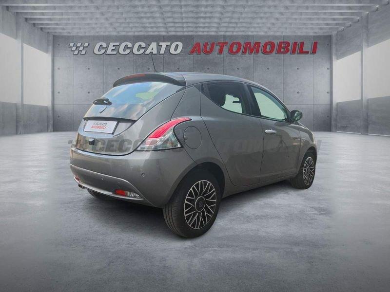 Lancia Ypsilon Ypsilon 1.0 firefly hybrid Platino s&s 70cv
