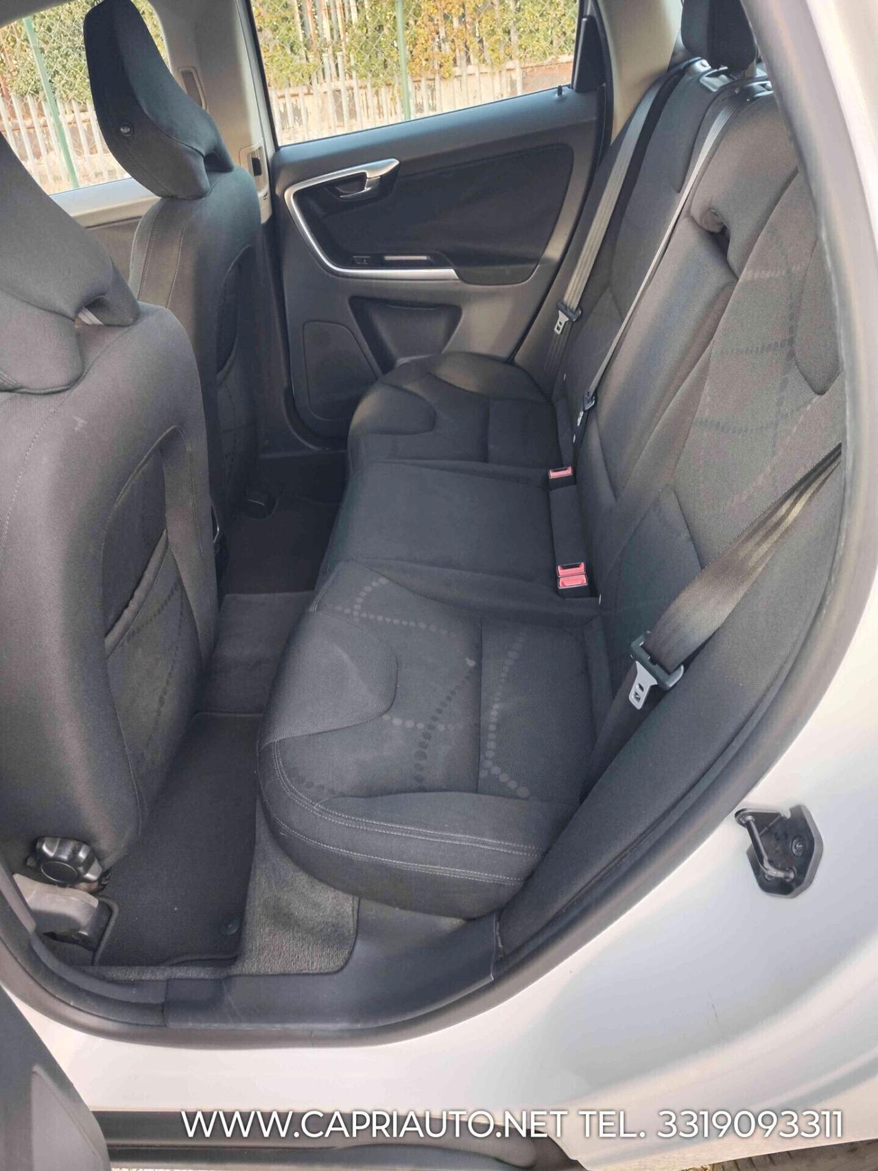 Volvo XC 60 XC60 D5 AWD Geartronic Kinetic
