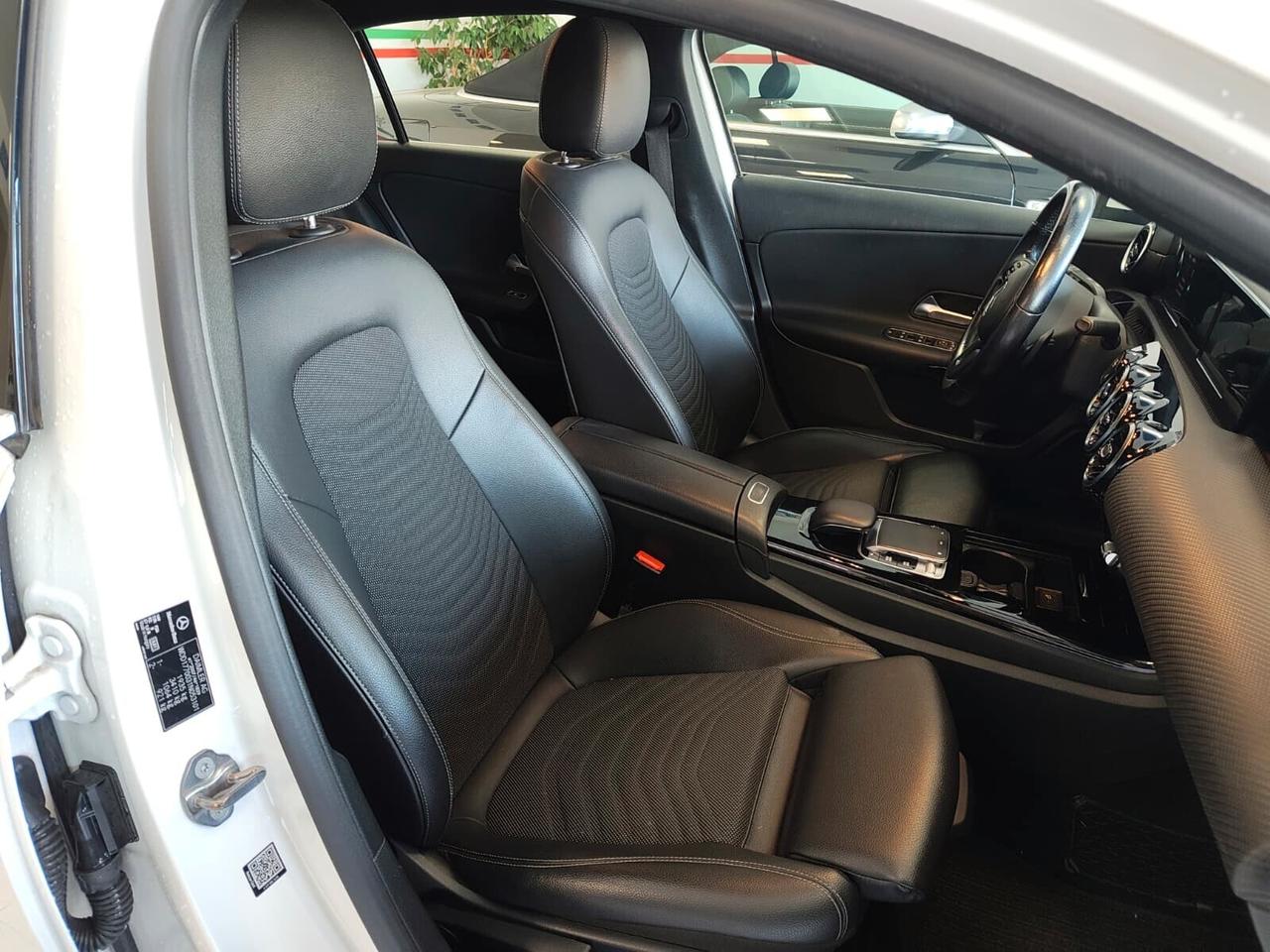 Mercedes-benz A180d AUTOMATICA NEOPATENTATI