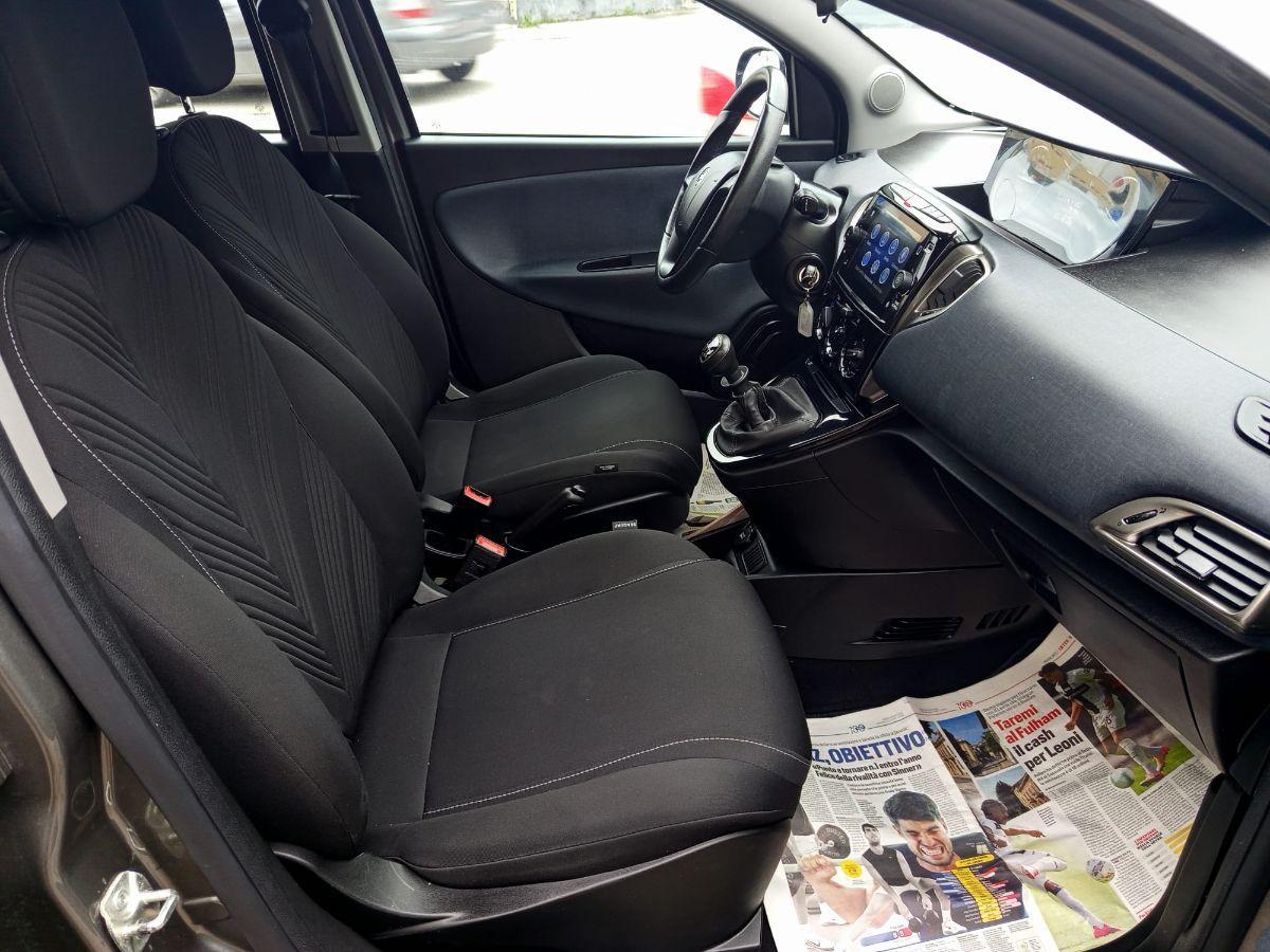 LANCIA Ypsilon 1.0 FireFly 5p. Hybryd Gold 2022