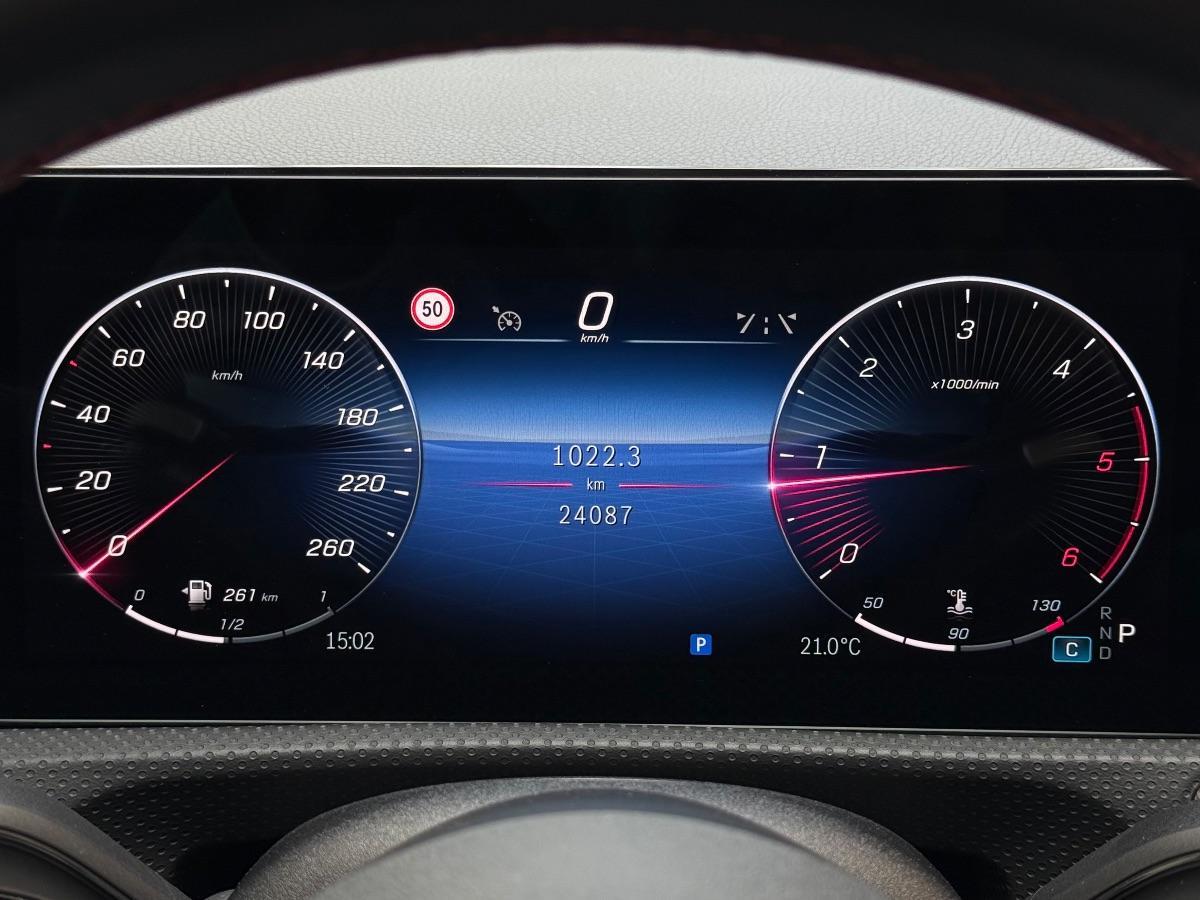 Mercedes Classe A 200d 150CV Premium AMG Night Edition