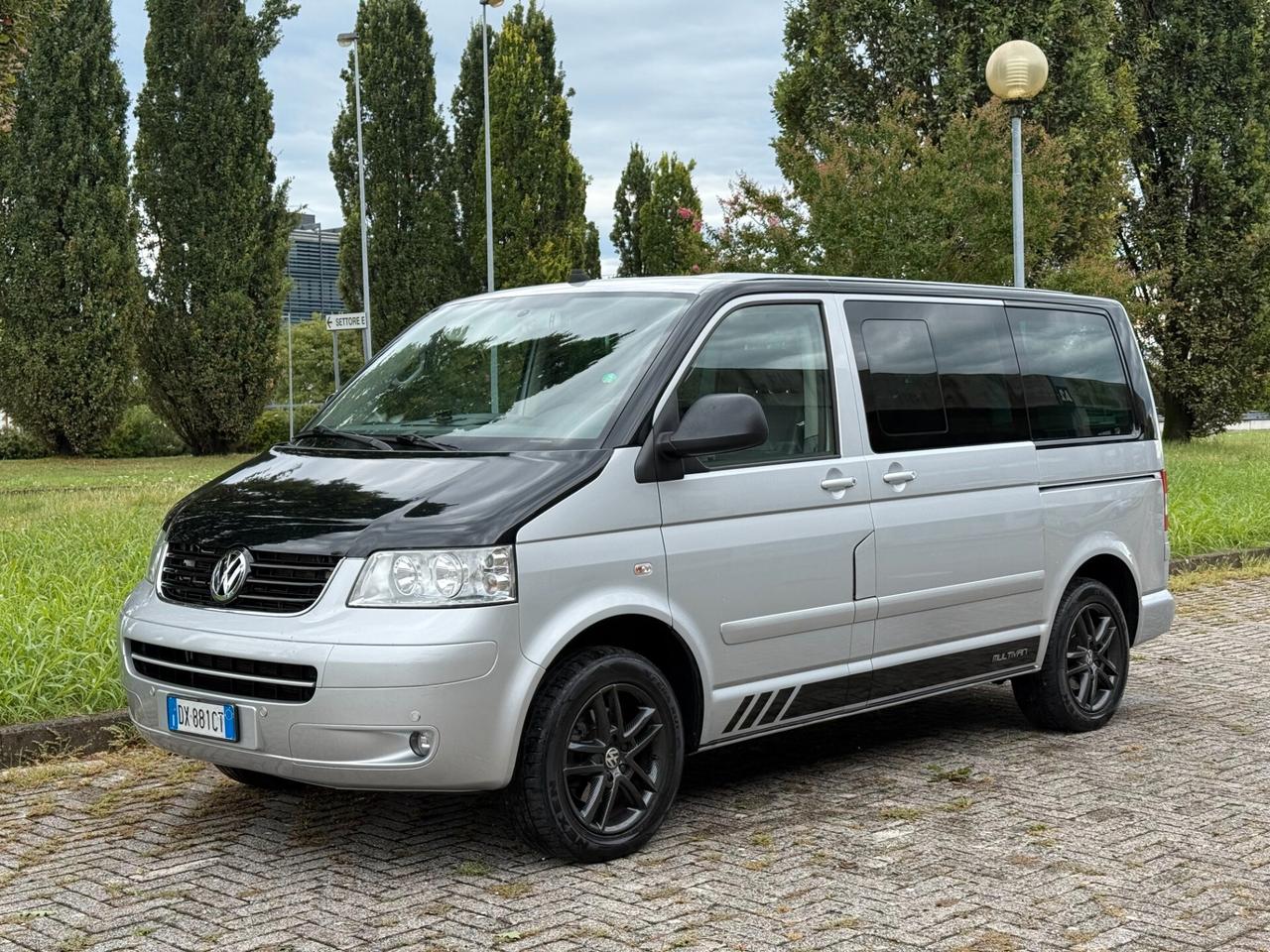 Volkswagen Multivan 2.5 TDI/174CV 4motion Highline