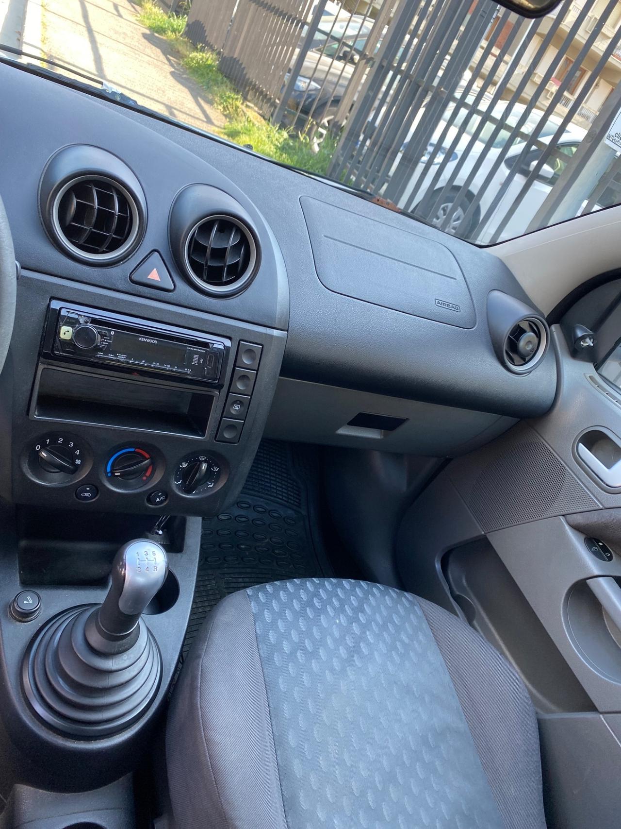 Ford Fiesta 1.4 TDCi 5p. Ghia