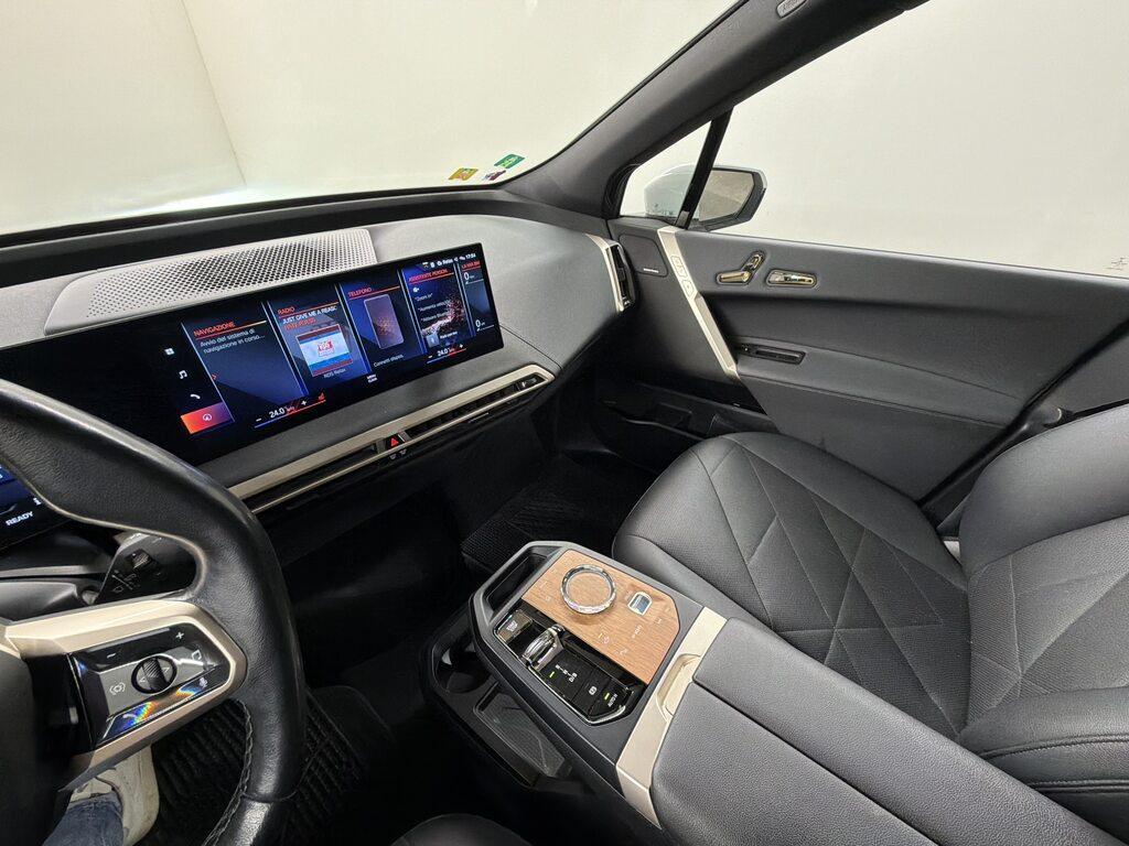 BMW iX 40 xDrive