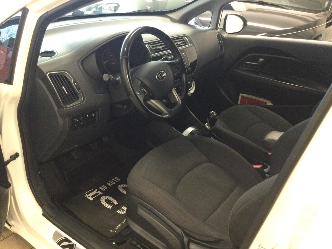 Kia Rio 1.1 CRDi 5p. Cool