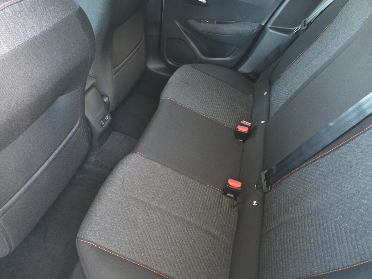 Peugeot 208 BUSINESS 100 CV NESSUN OBBLIGO FINANZIARIO