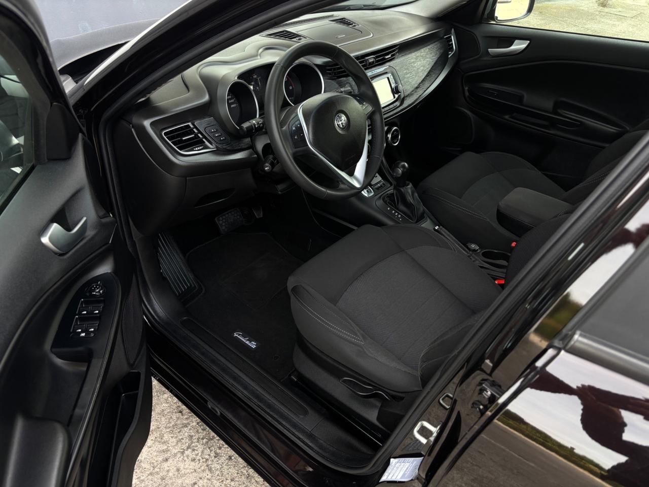 Alfa Romeo Giulietta 1.6 JTDm 120 cv. Neopatentati