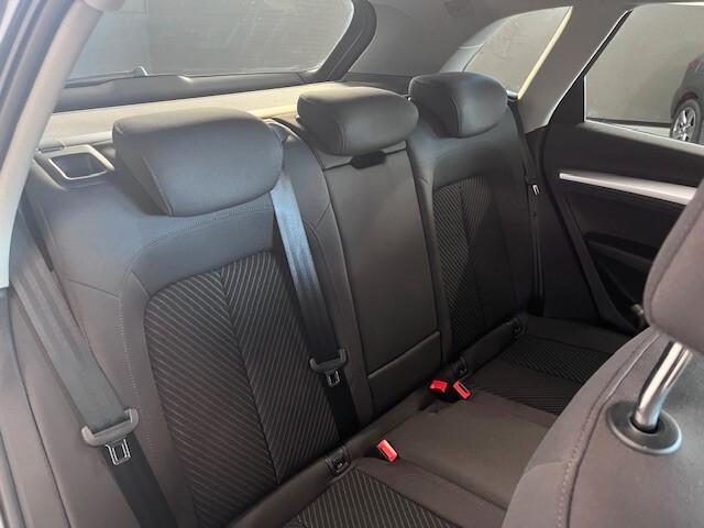 Audi Q5 35 TDI S tronic Business
