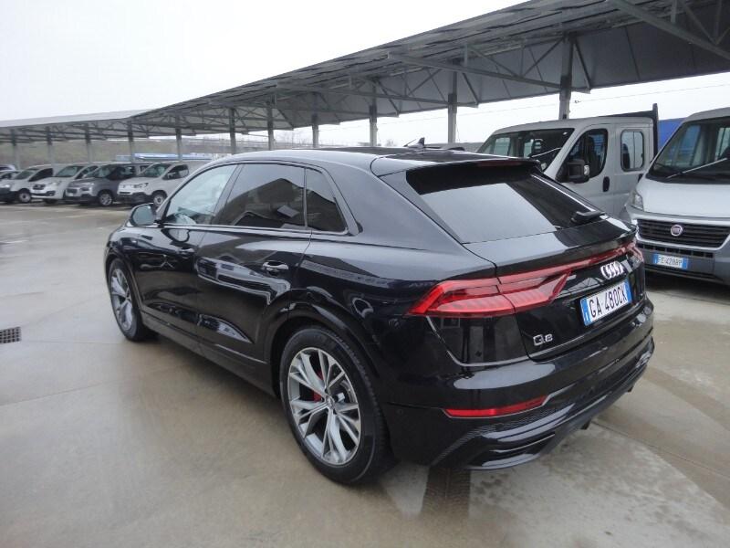 AUDI Q8 Q8 50 TDI 286 CV quattro tiptronic Sport
