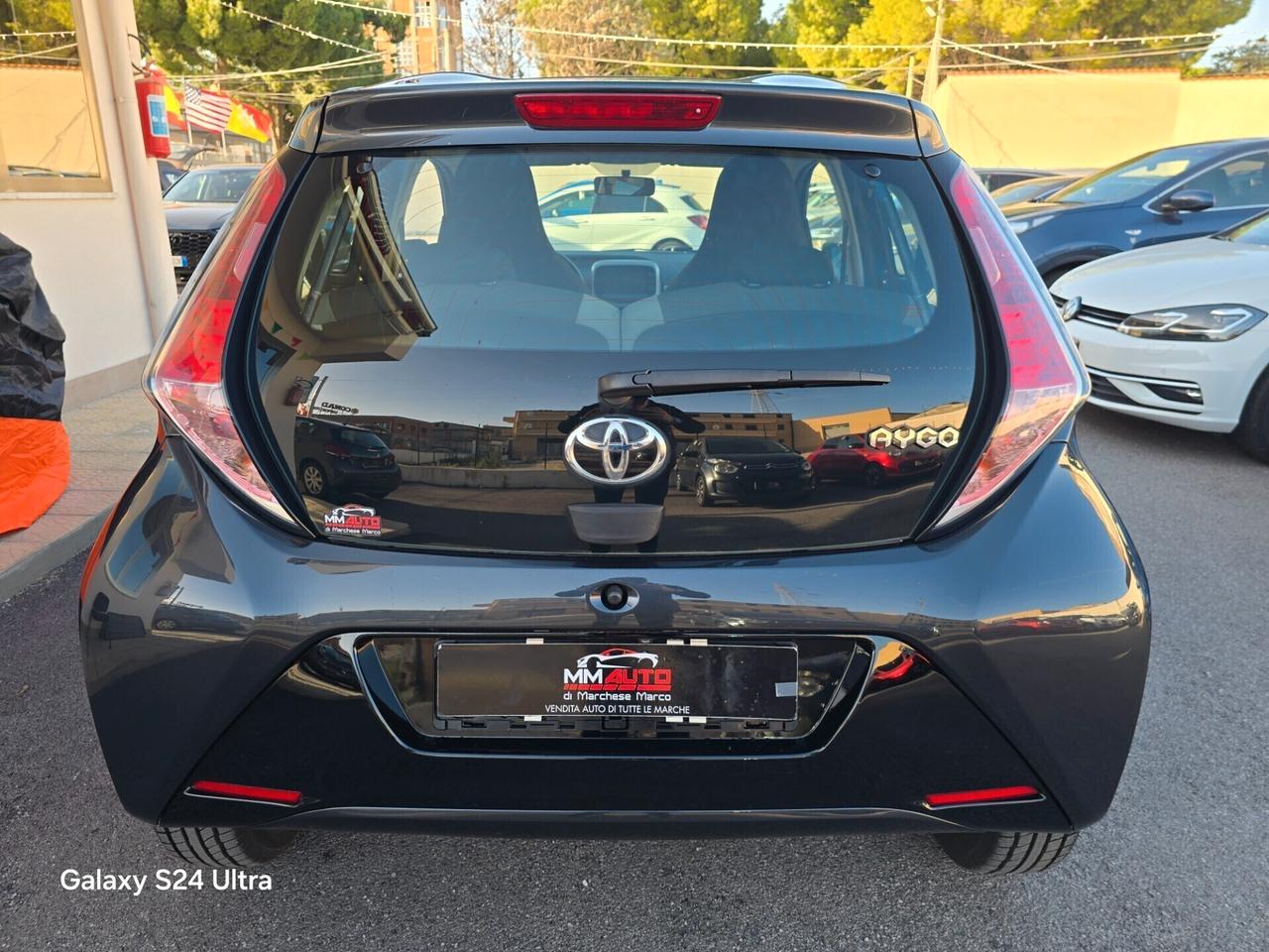 Toyota Aygo 1.0 VVT-i 69 CV 5 porte x-cool