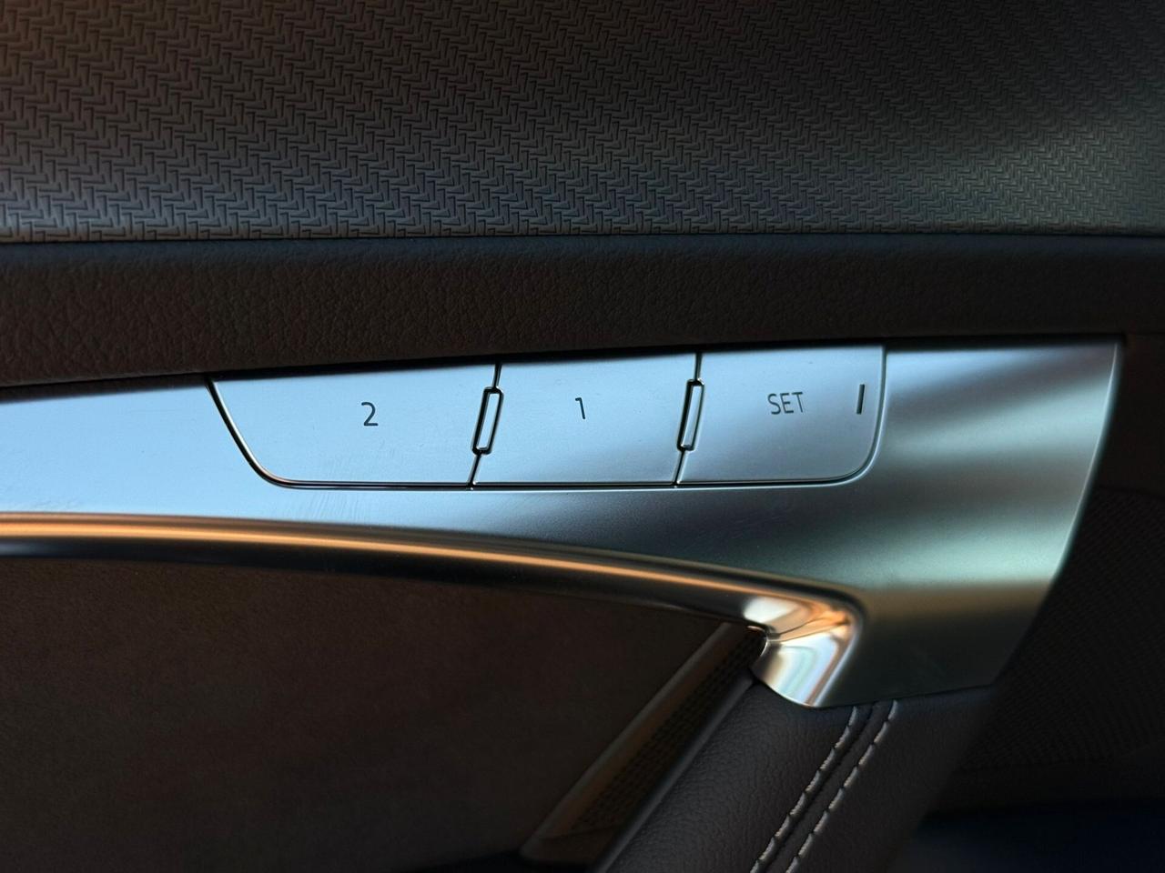 Audi RS6 RS 6 Avant 4.0 TFSI V8 quattro tiptronic Performance