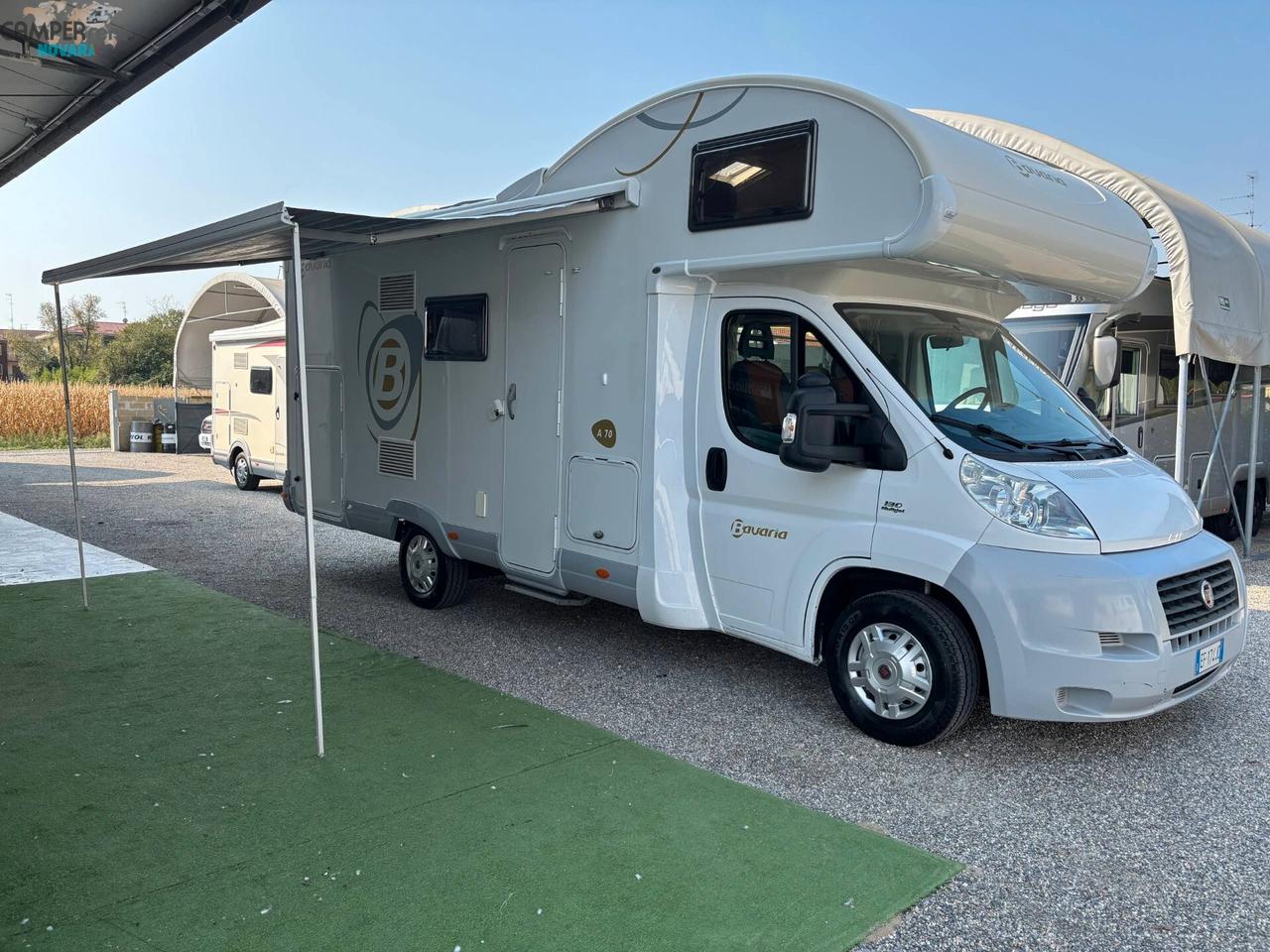 PILOTE BAVARIA A 70 - mansardato con letto matrimoniale in coda e garage