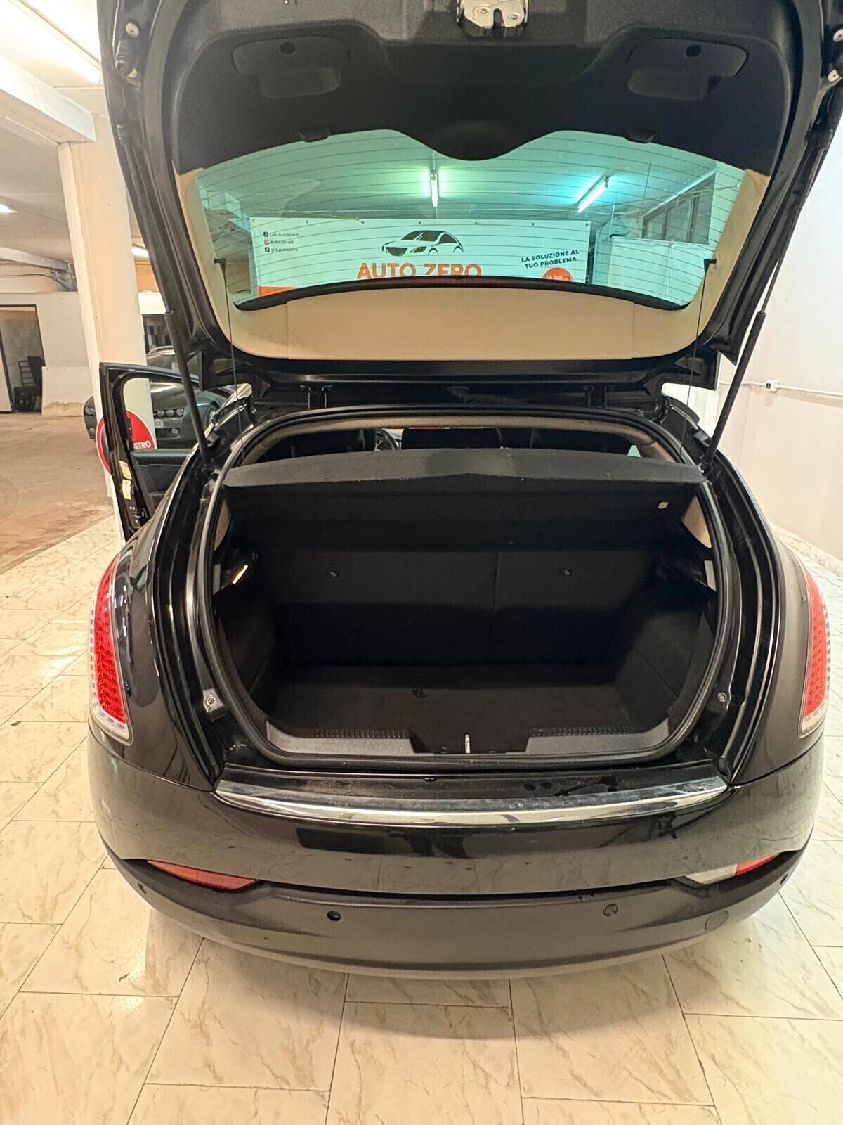 Lancia Delta 1.6 MJT DPF Platino