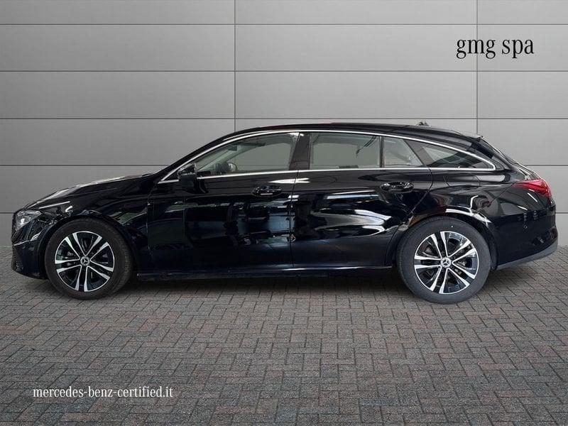Mercedes-Benz CLA Shooting Brake 180 d Advanced auto