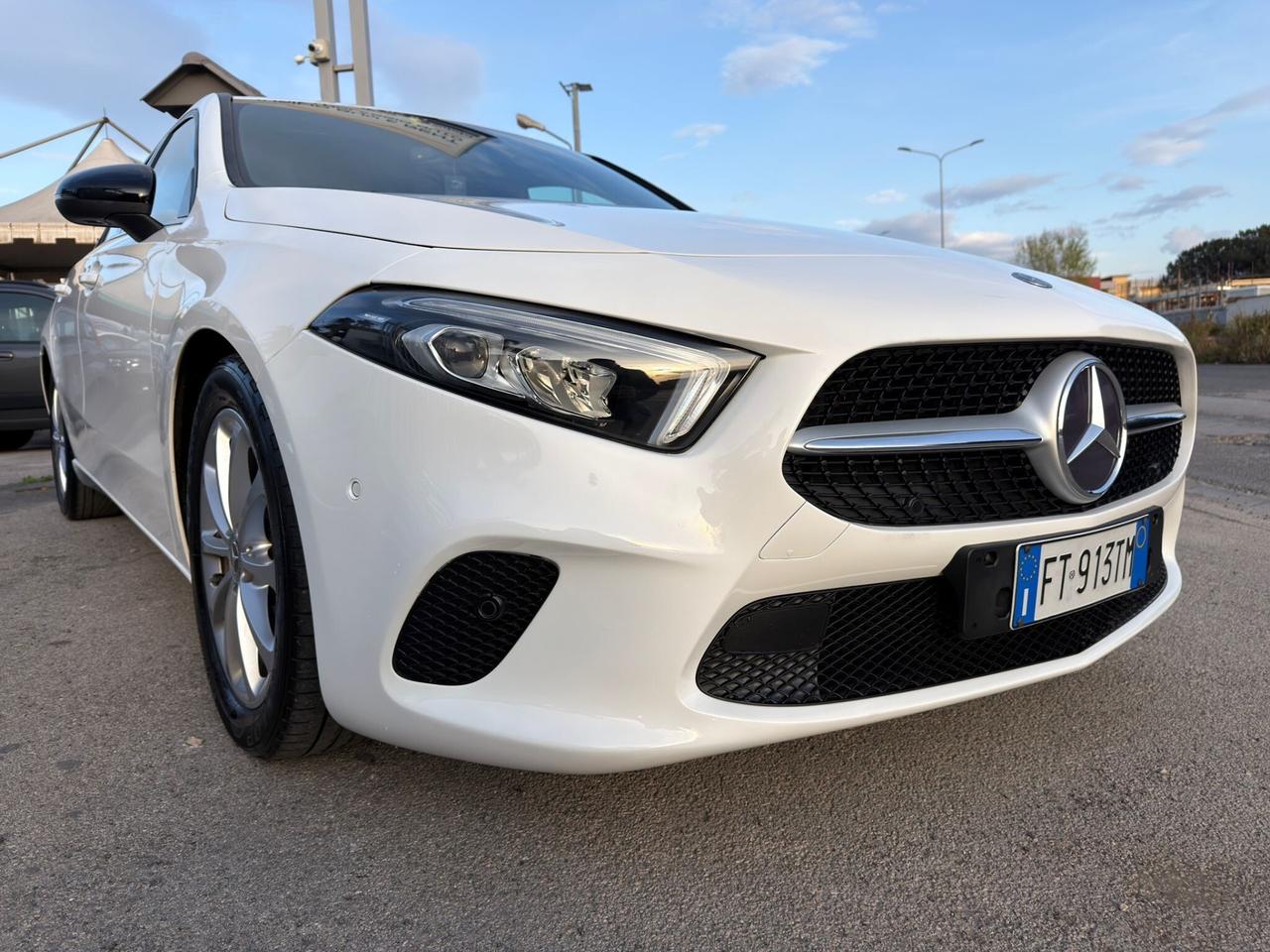 MERCEDES Classe A 180 d Sport Autom
