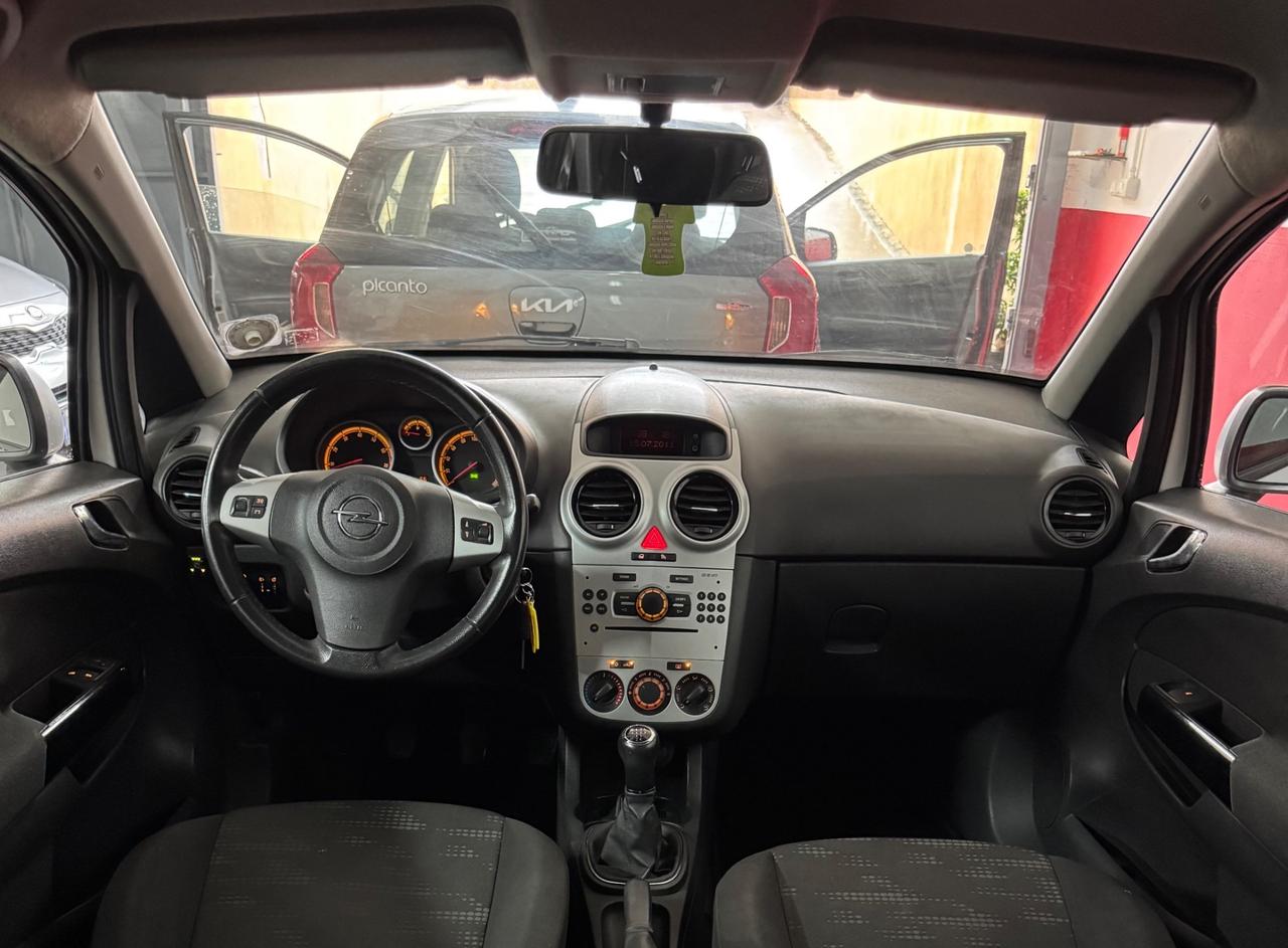 Opel Corsa 1.2 85CV 5 porte GPL-TECH Club