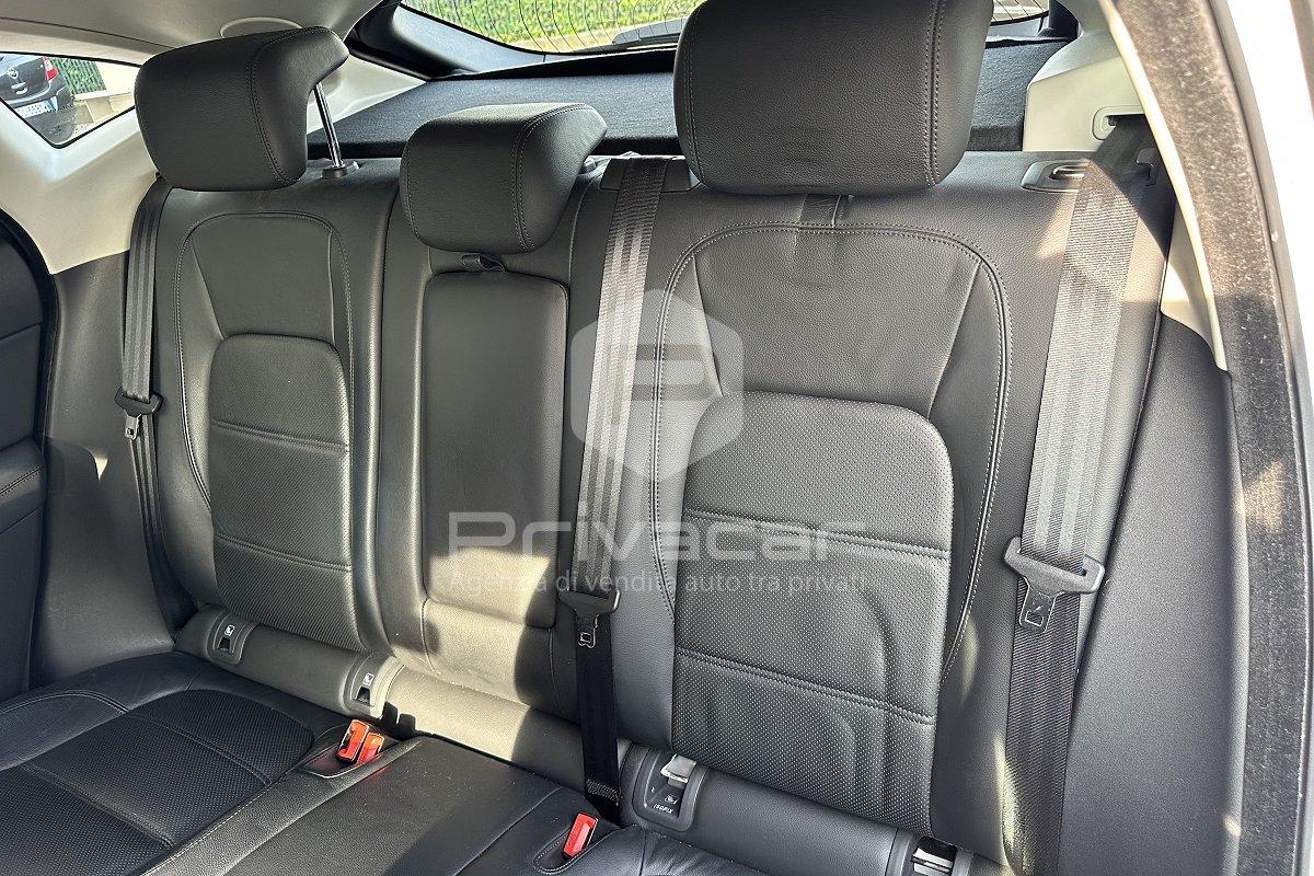 JAGUAR E-Pace 2.0 AWD aut. S