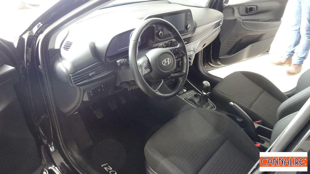HYUNDAI - i20 - 1.2 MPI MT GPL ConnectLine