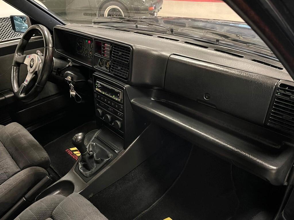 Lancia Delta 2.0i.e. turbo 16V HF EVOLUZIONE