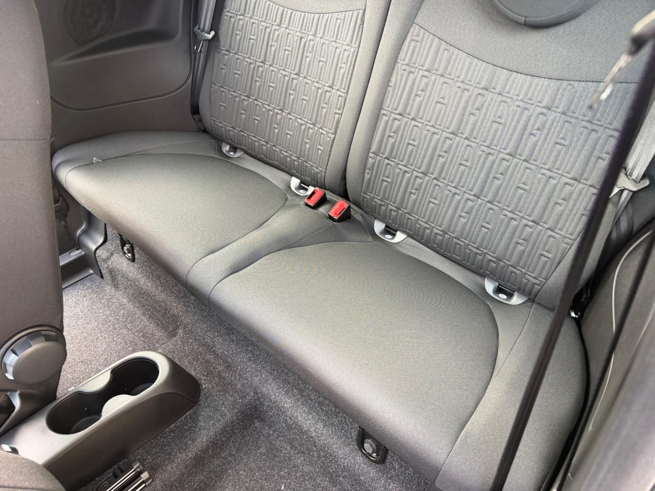 Fiat 500 1.0 Hybrid Dolcevita ok neopatentati