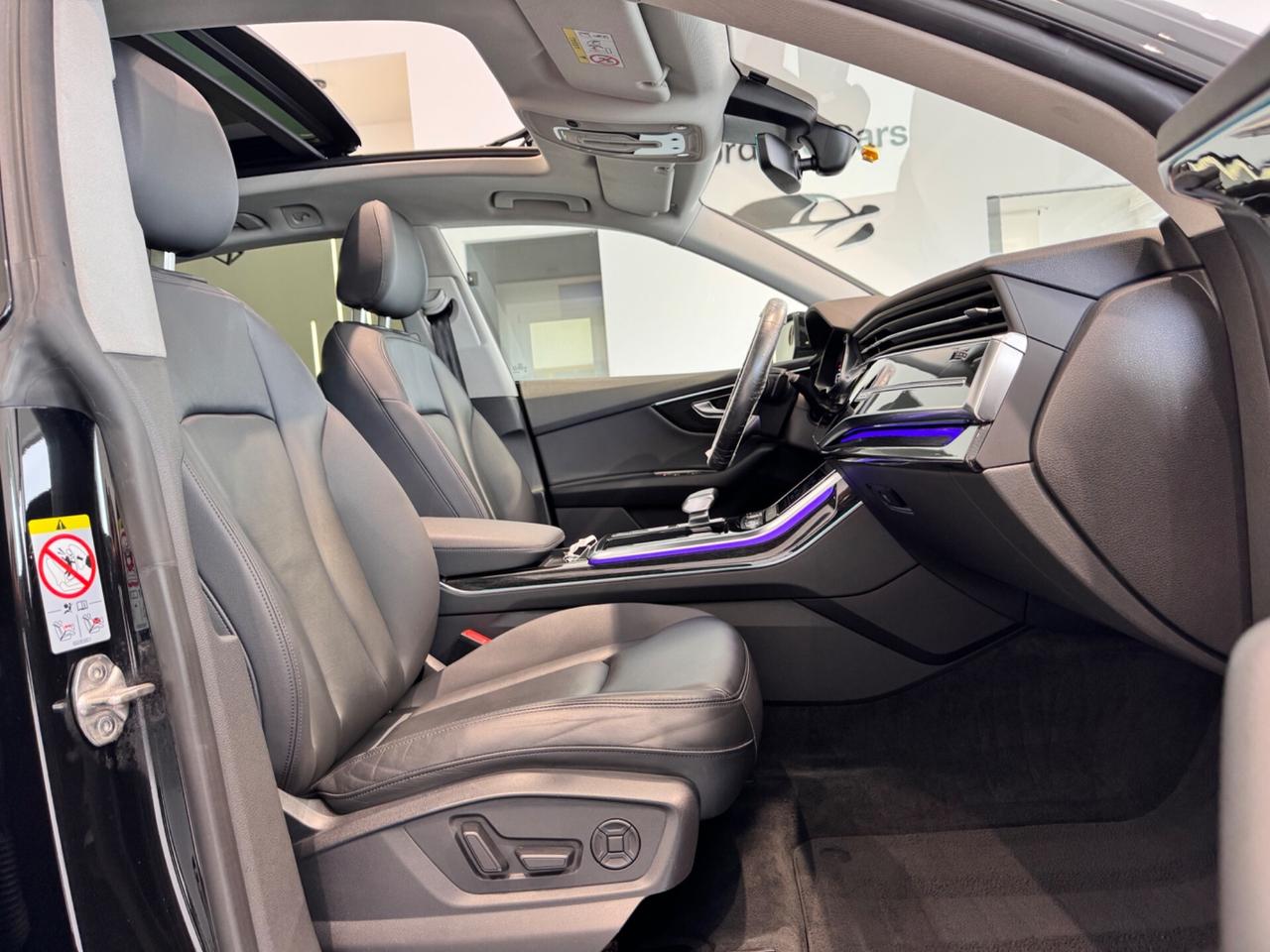 Audi Q8 50 TDI 286 CV quattro tiptronic s-line black edition tetto apribile