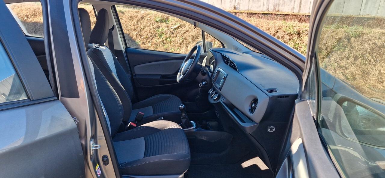 Toyota Yaris 1.0 5 porte Confort Navi 38.564 Km.