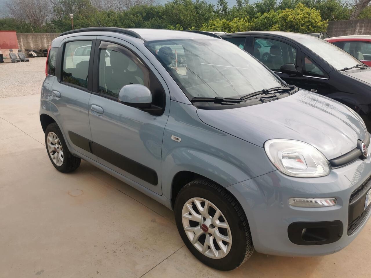 Fiat Panda 0.9 TwinAir Turbo Natural Power Lounge