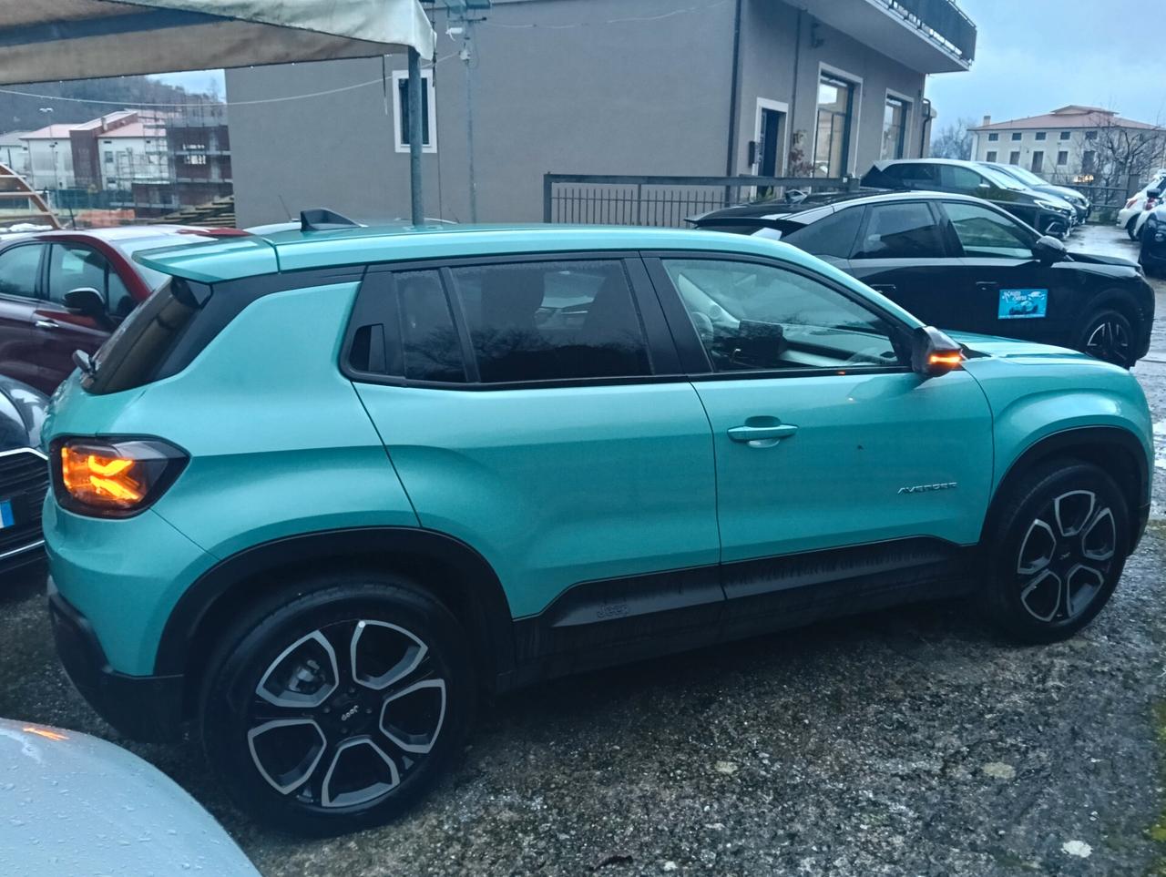 Jeep Avenger 1.2 Turbo 100 CV Summit