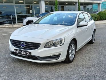 VOLVO V60 D2 1.6 Powershift Kinetic